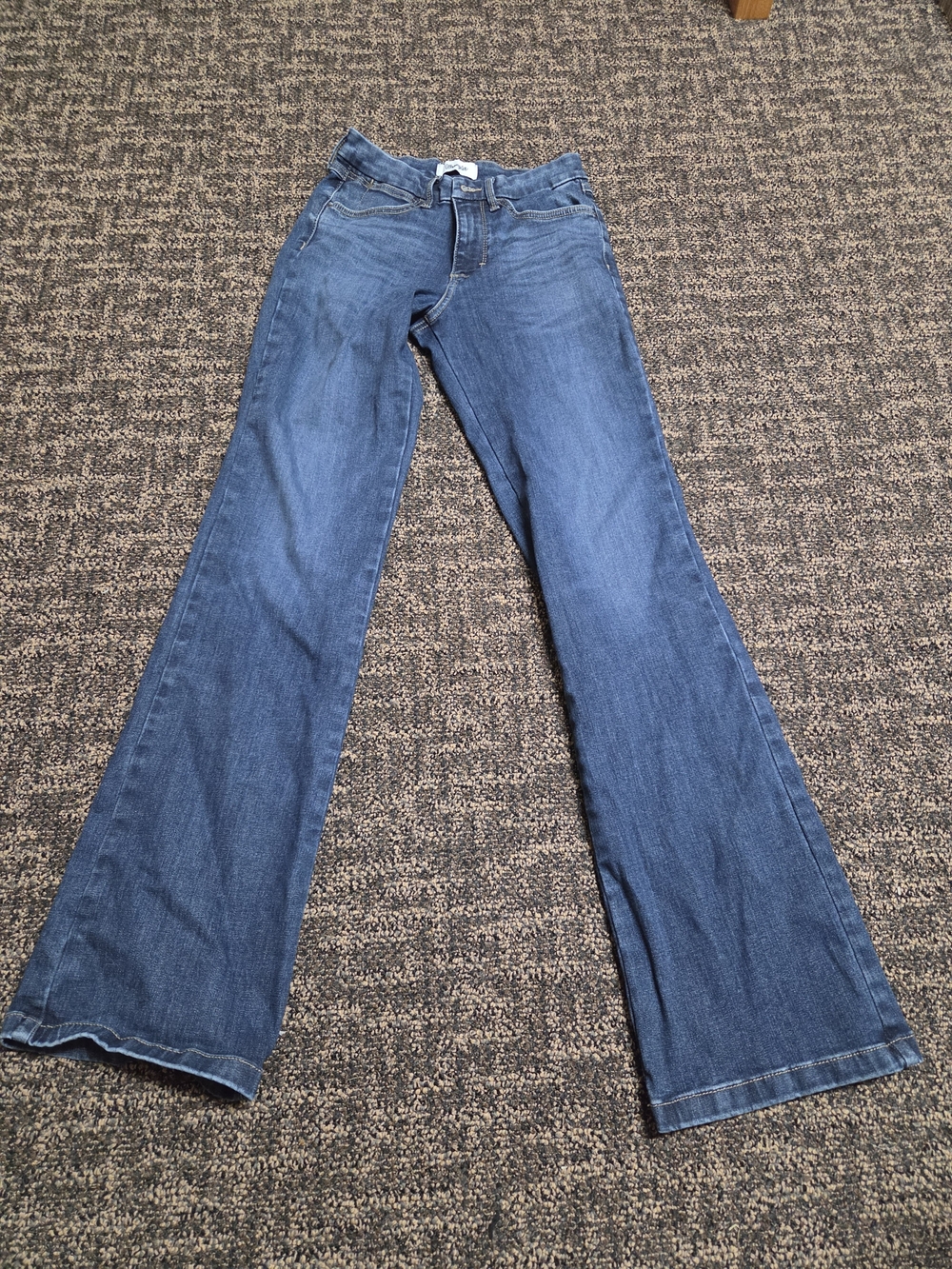 Women's Wrangler High Rised Bespoke Jeans 27×34